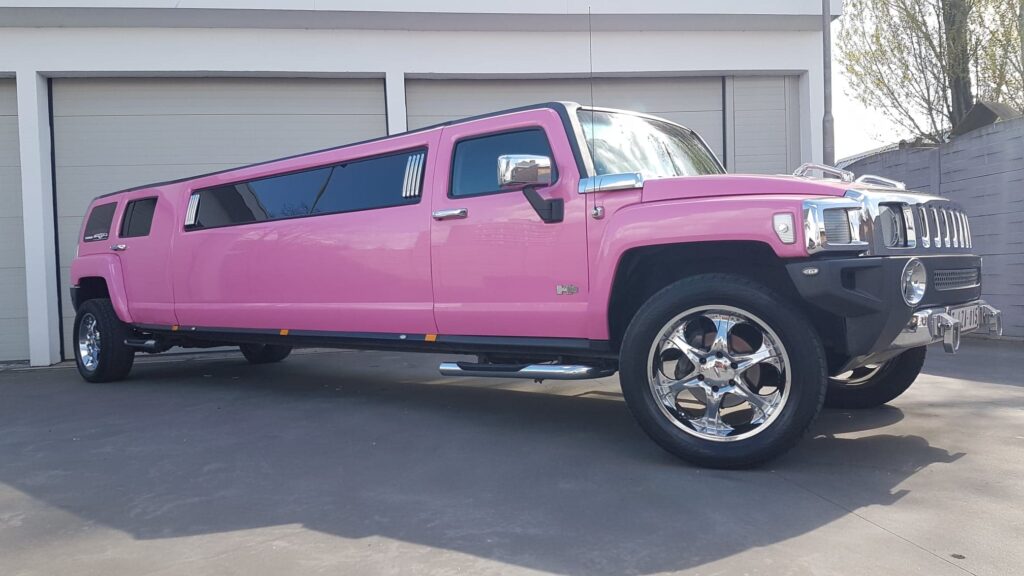 Roze limousine Hummer